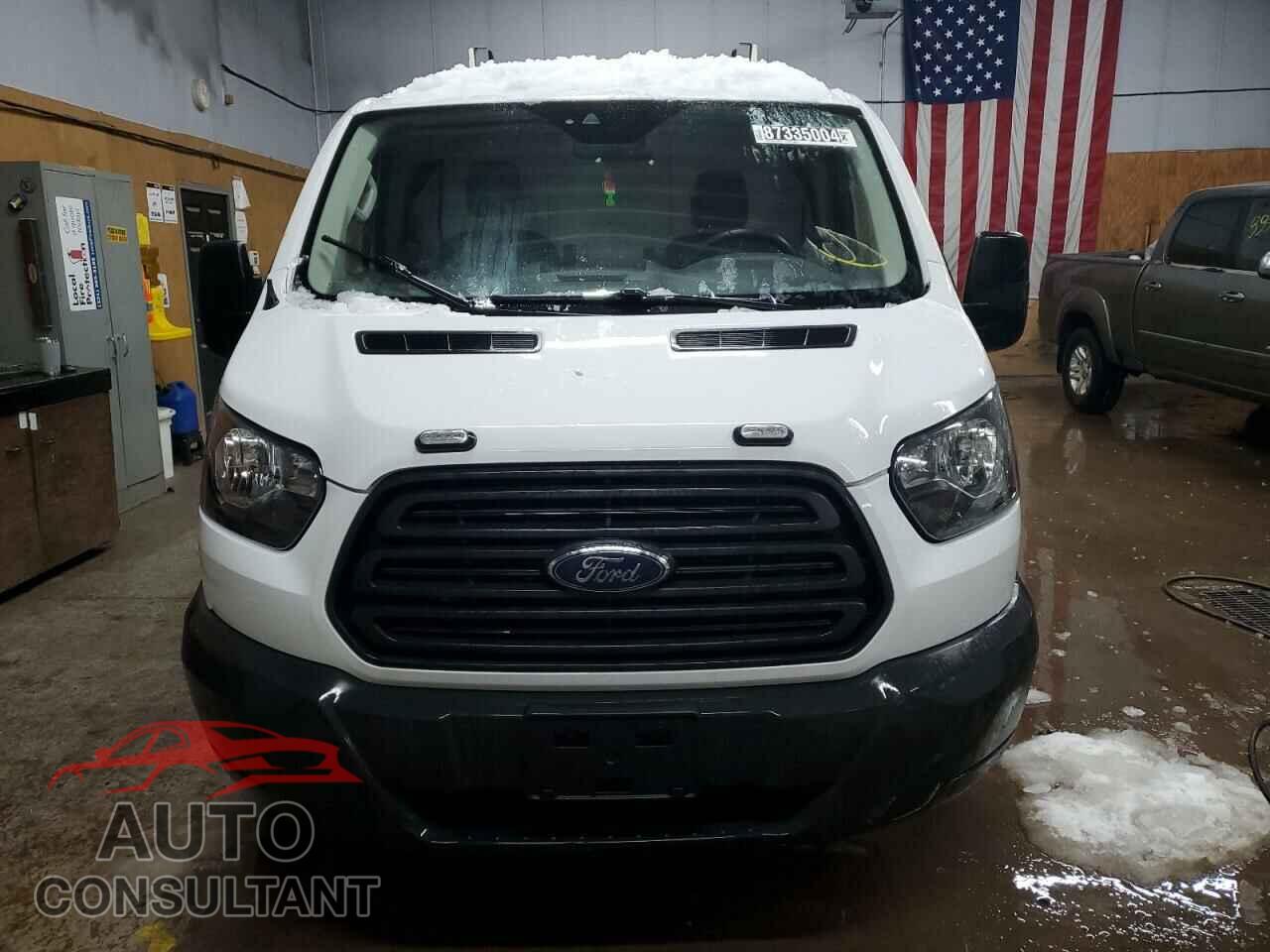 FORD TRANSIT 2015 - 1FTNE1ZM0FKA59369