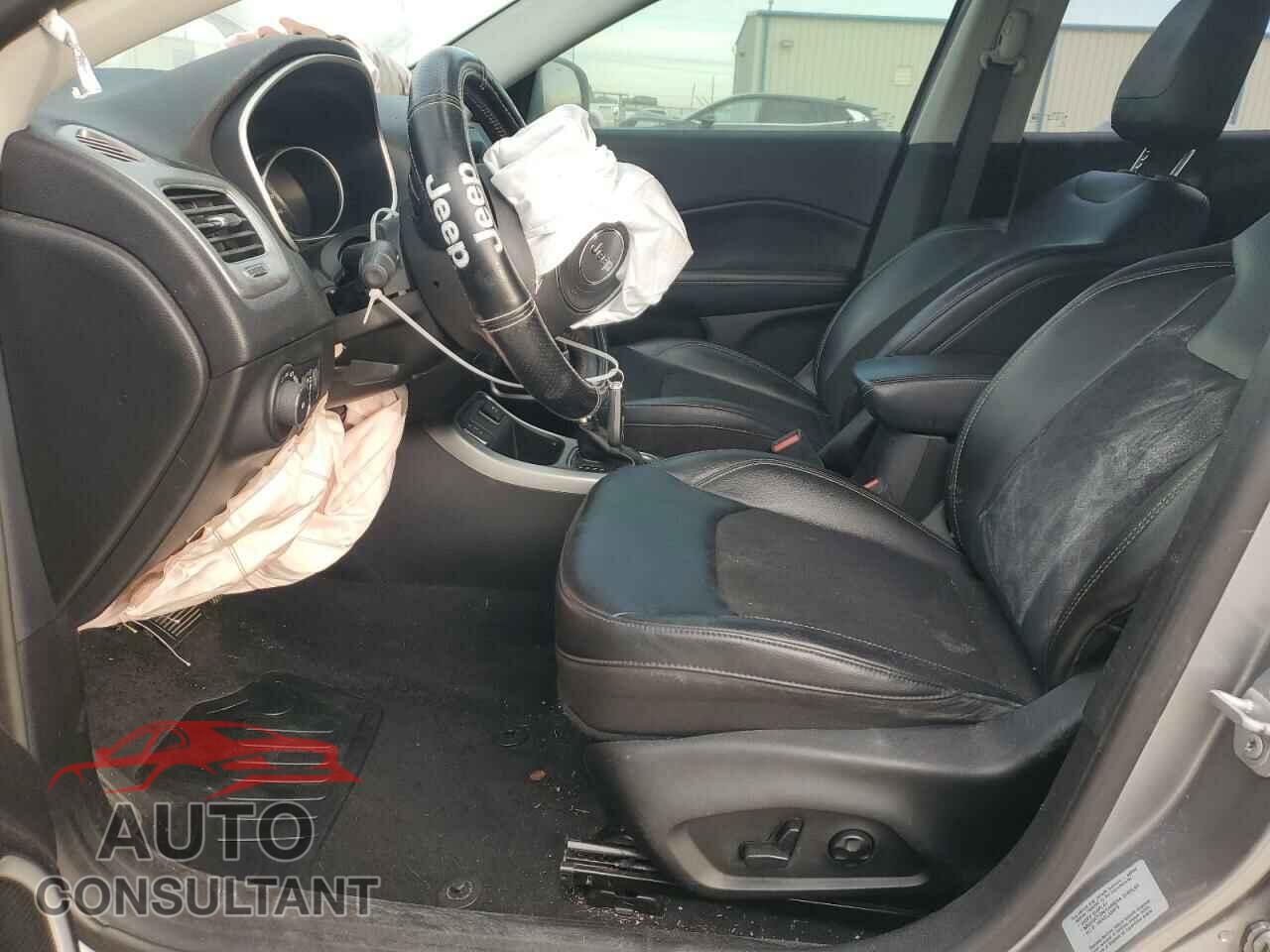 JEEP COMPASS 2017 - 3C4NJCBB2HT682171