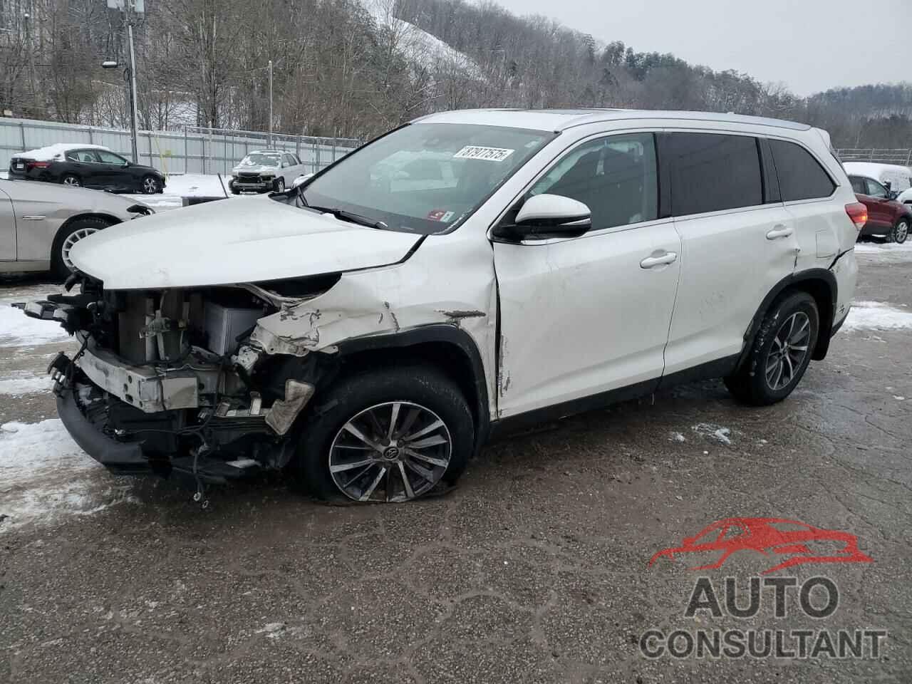TOYOTA HIGHLANDER 2019 - 5TDJZRFH7KS576082