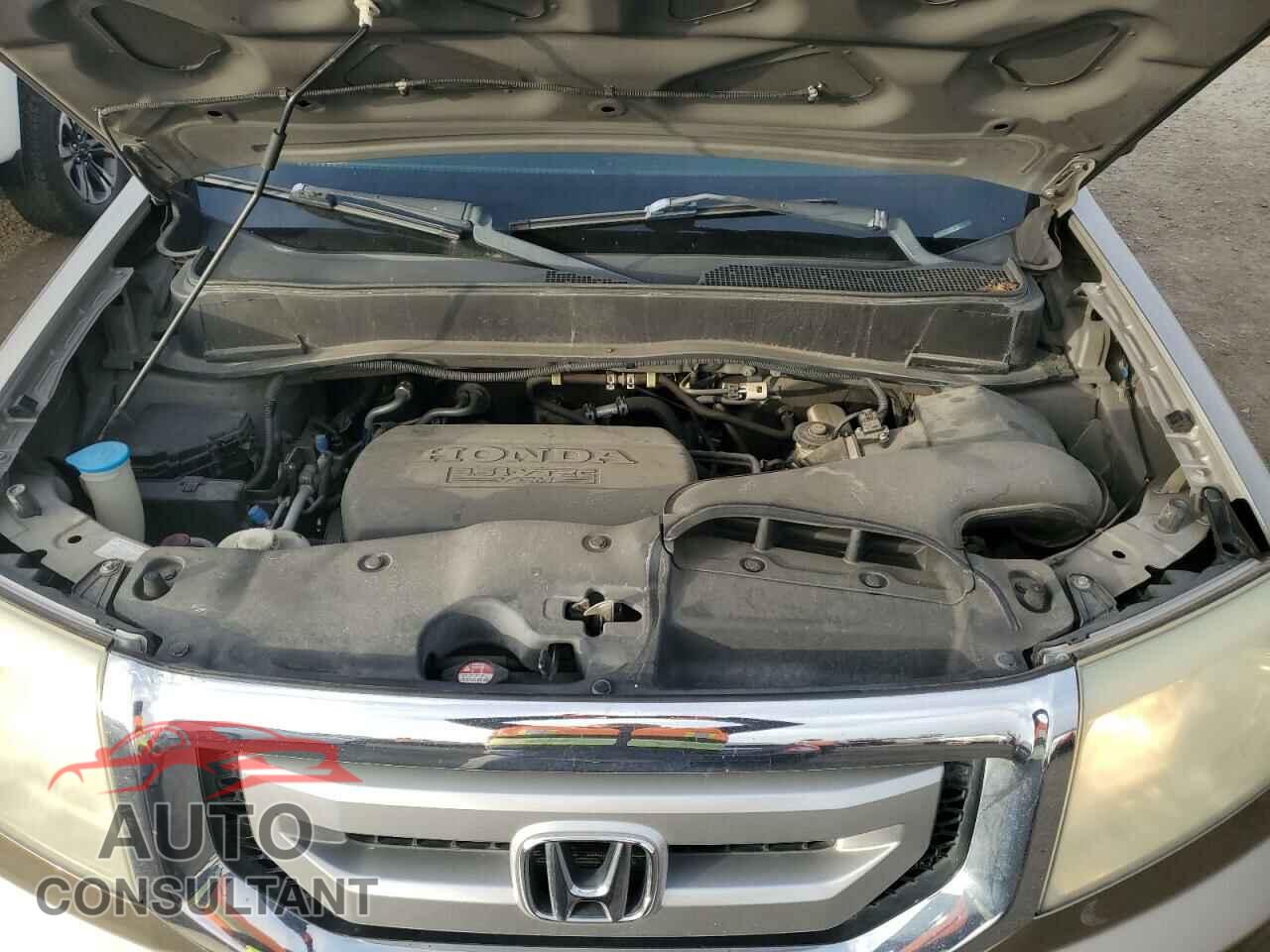 HONDA PILOT 2011 - 5FNYF3H46BB006108