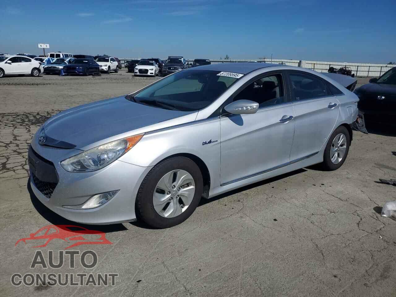 HYUNDAI SONATA 2013 - KMHEC4A47DA088238