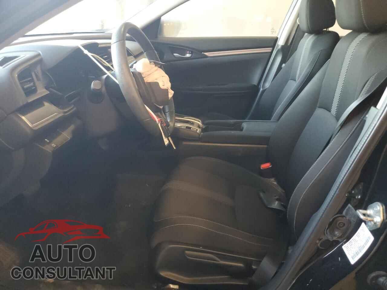 HONDA CIVIC 2018 - 19XFC2F52JE000834