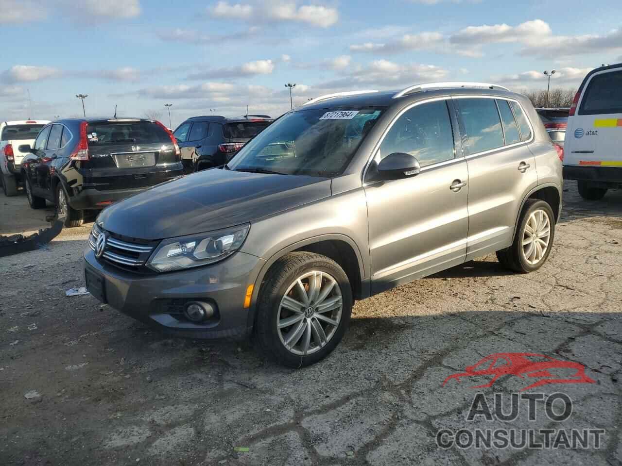 VOLKSWAGEN TIGUAN 2016 - WVGBV7AX5GW589905