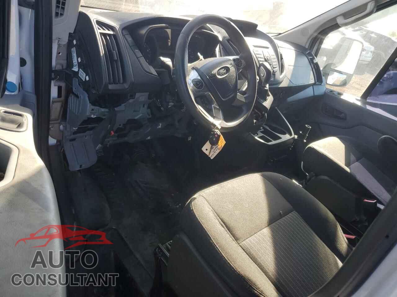 FORD TRANSIT 2018 - 1FTYR2CM8JKB24476