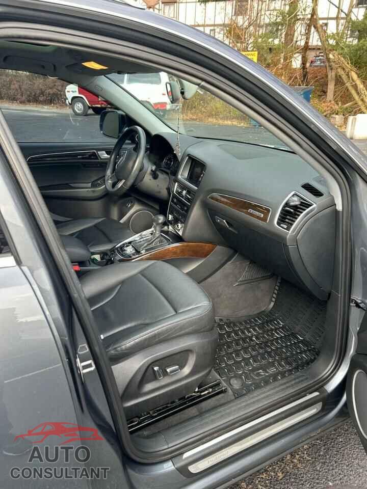 AUDI Q5 2014 - WA1C8AFP6EA095241