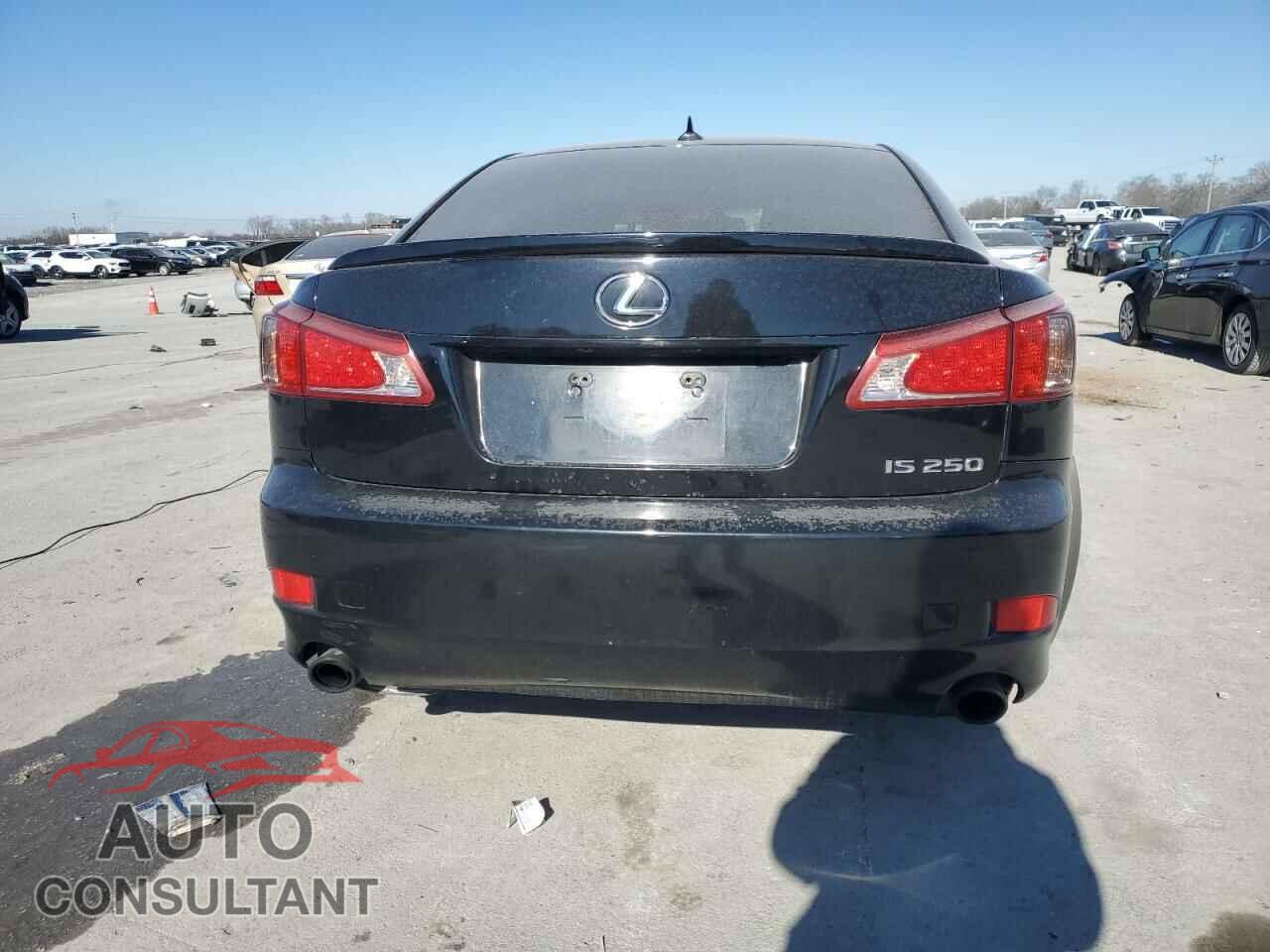 LEXUS IS 2012 - JTHBF5C21C5172058