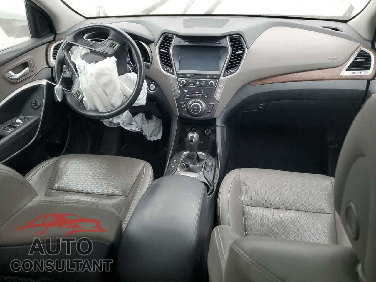 HYUNDAI SANTA FE 2017 - KM8SR4HF0HU242575