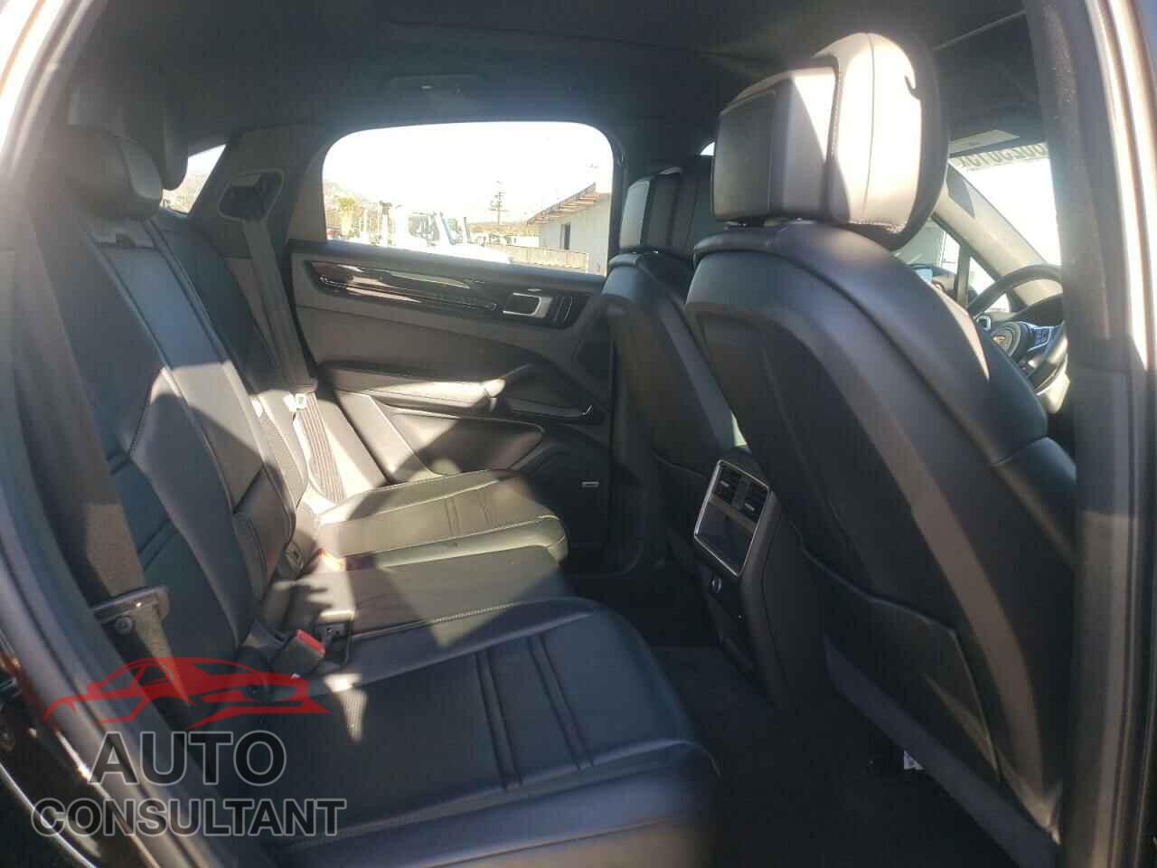 PORSCHE CAYENNE 2021 - WP1BA2AY7MDA40367