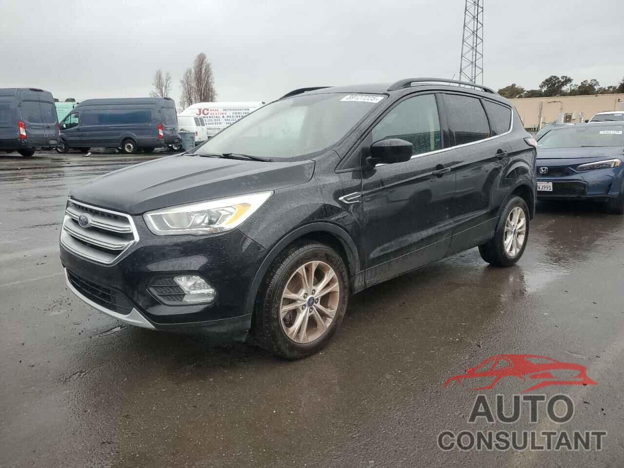 FORD ESCAPE 2017 - 1FMCU0GD8HUC67767