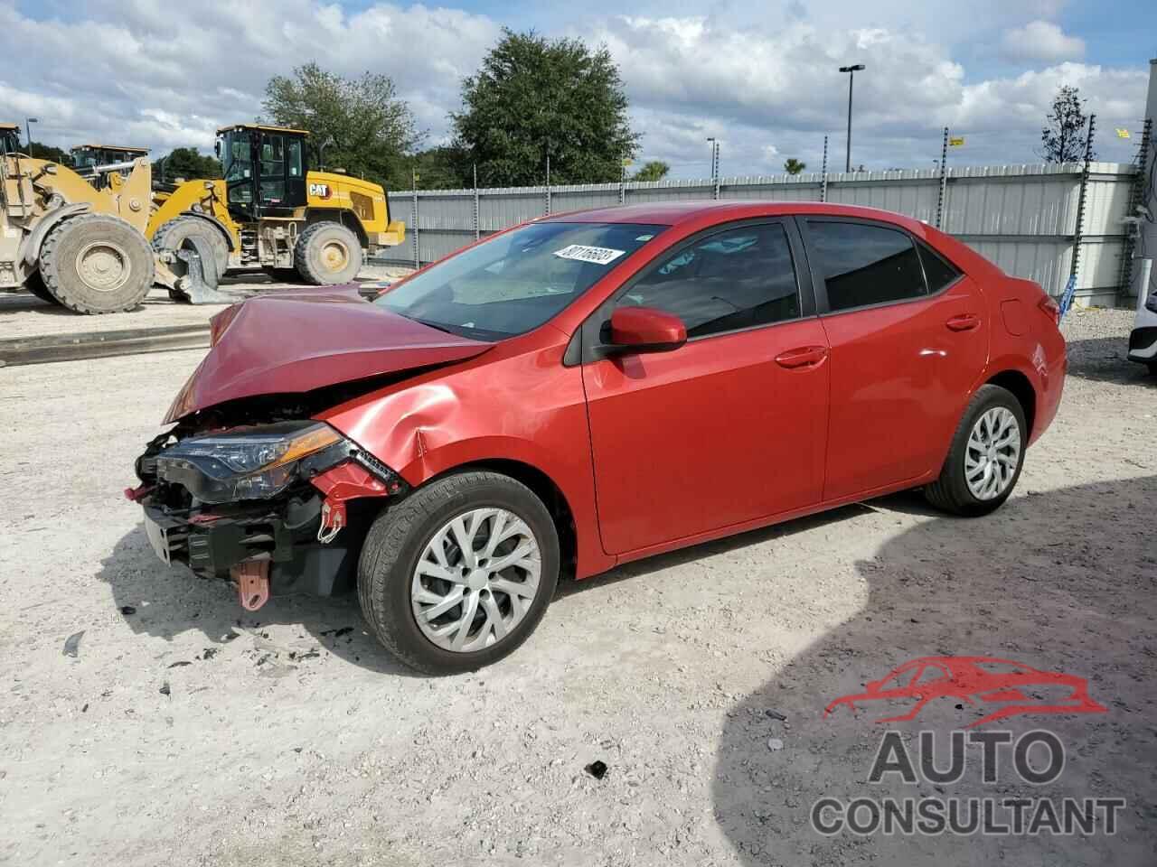 TOYOTA COROLLA 2018 - 5YFBURHE9JP826094