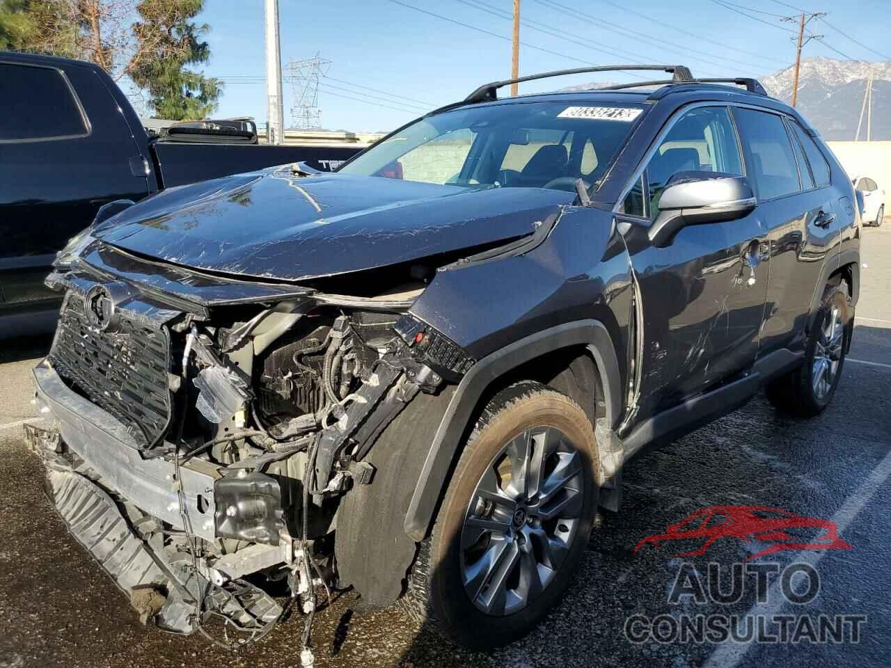 TOYOTA RAV4 2022 - 2T3C1RFV8NC211436