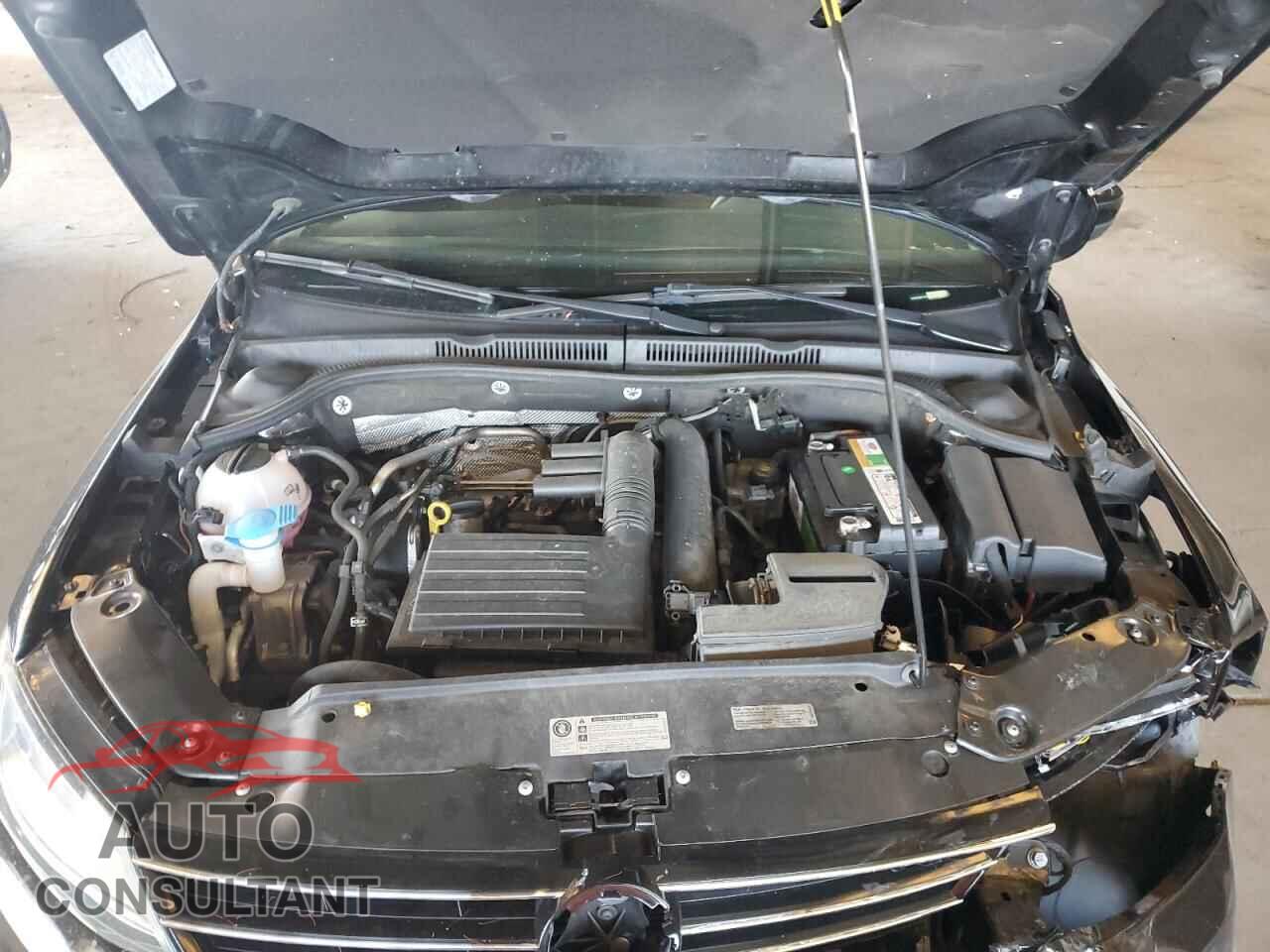 VOLKSWAGEN JETTA 2017 - 3VW2B7AJ7HM257598
