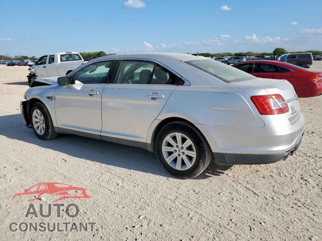 FORD TAURUS 2010 - 1FAHP2DW5AG170765