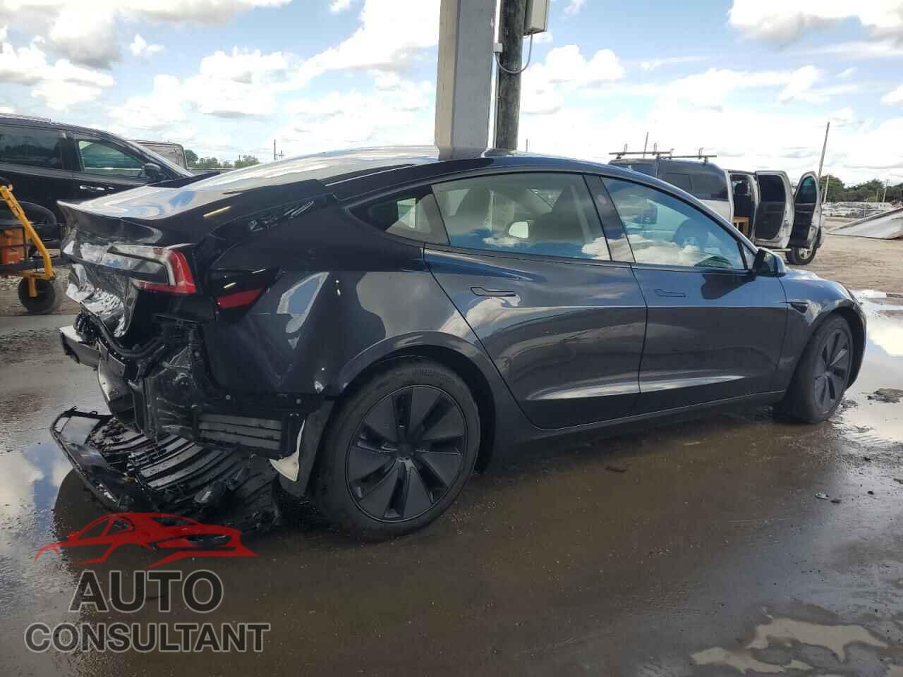 TESLA MODEL 3 2025 - 5YJ3E1EA2SF036508
