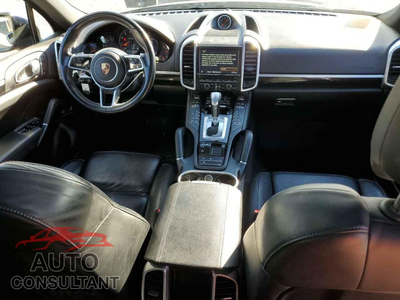 PORSCHE CAYENNE 2016 - WP1AA2A22GKA36265