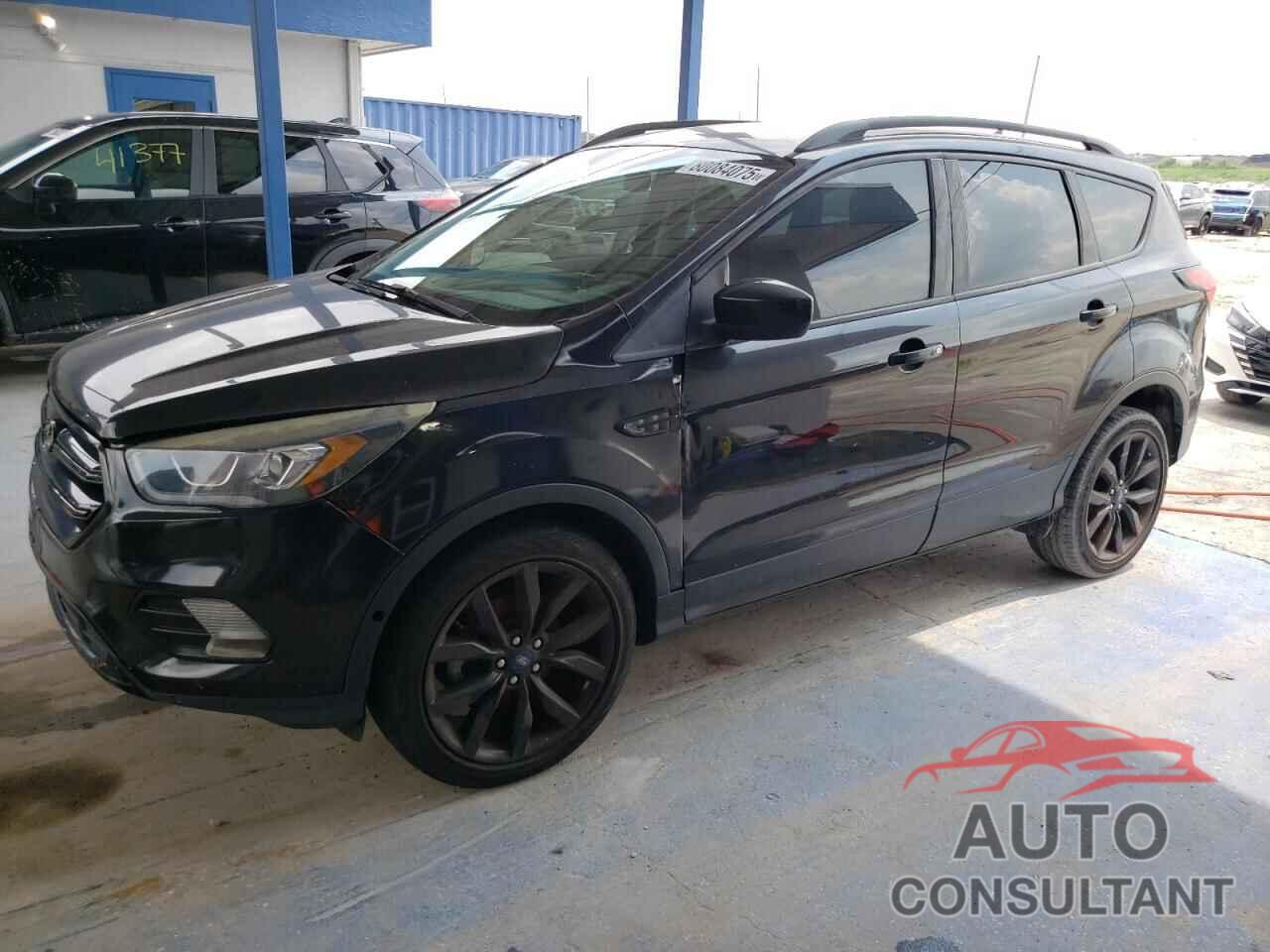 FORD ESCAPE 2019 - 1FMCU0GD7KUA65025