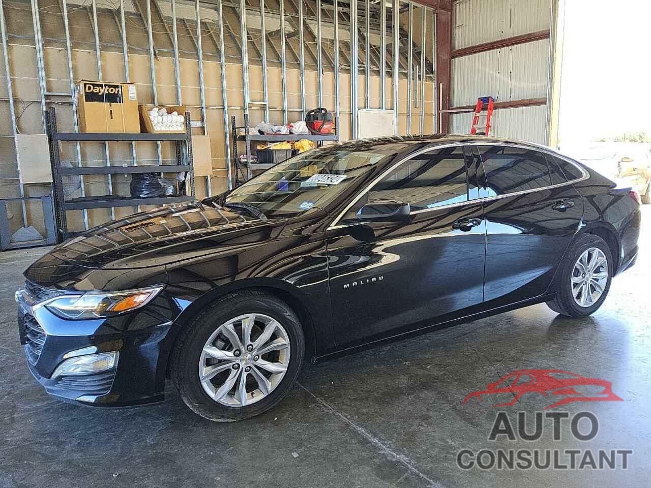 CHEVROLET MALIBU 2022 - 1G1ZD5ST9NF133000