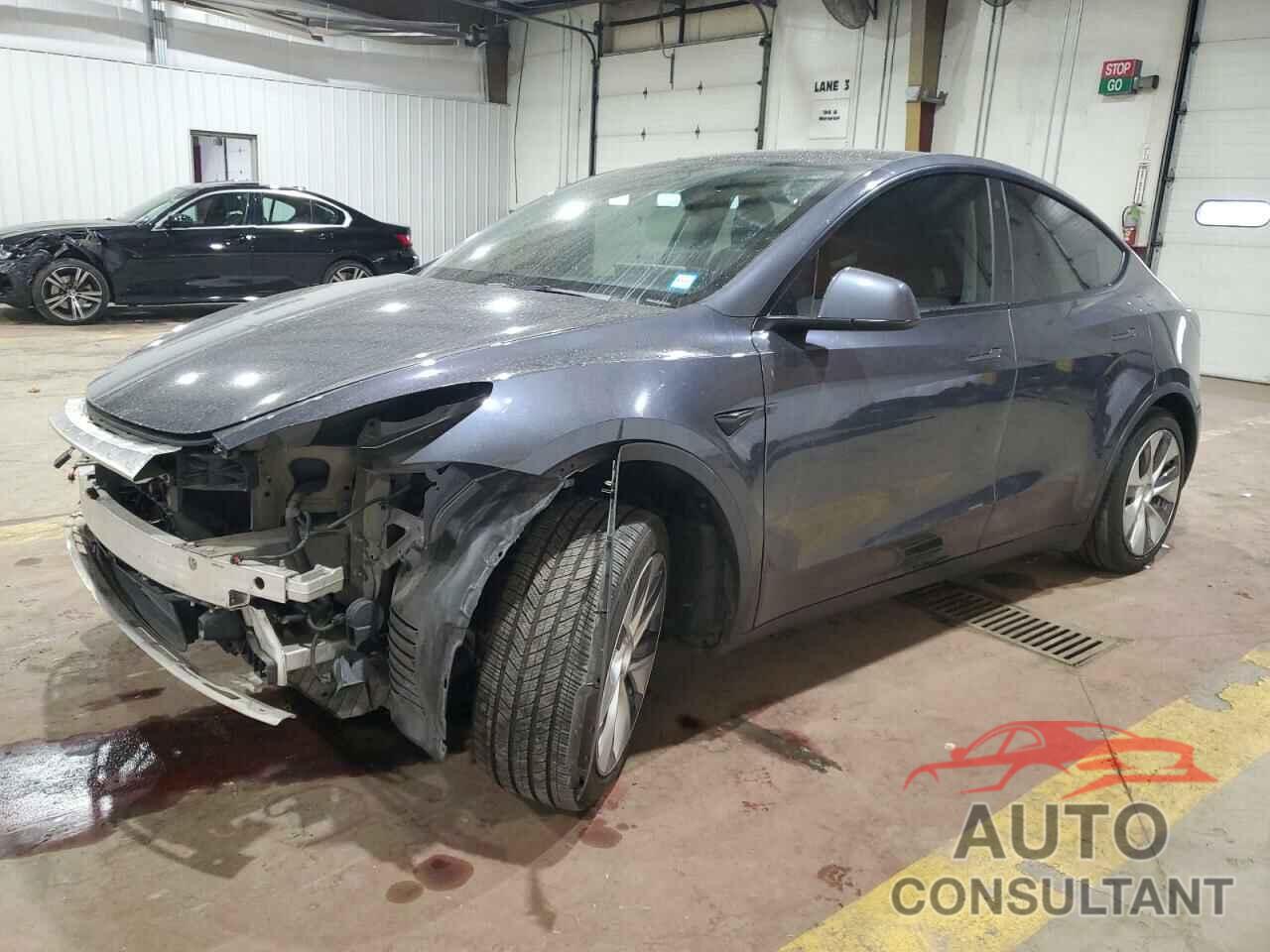 TESLA MODEL Y 2021 - 5YJYGDEE1MF082032