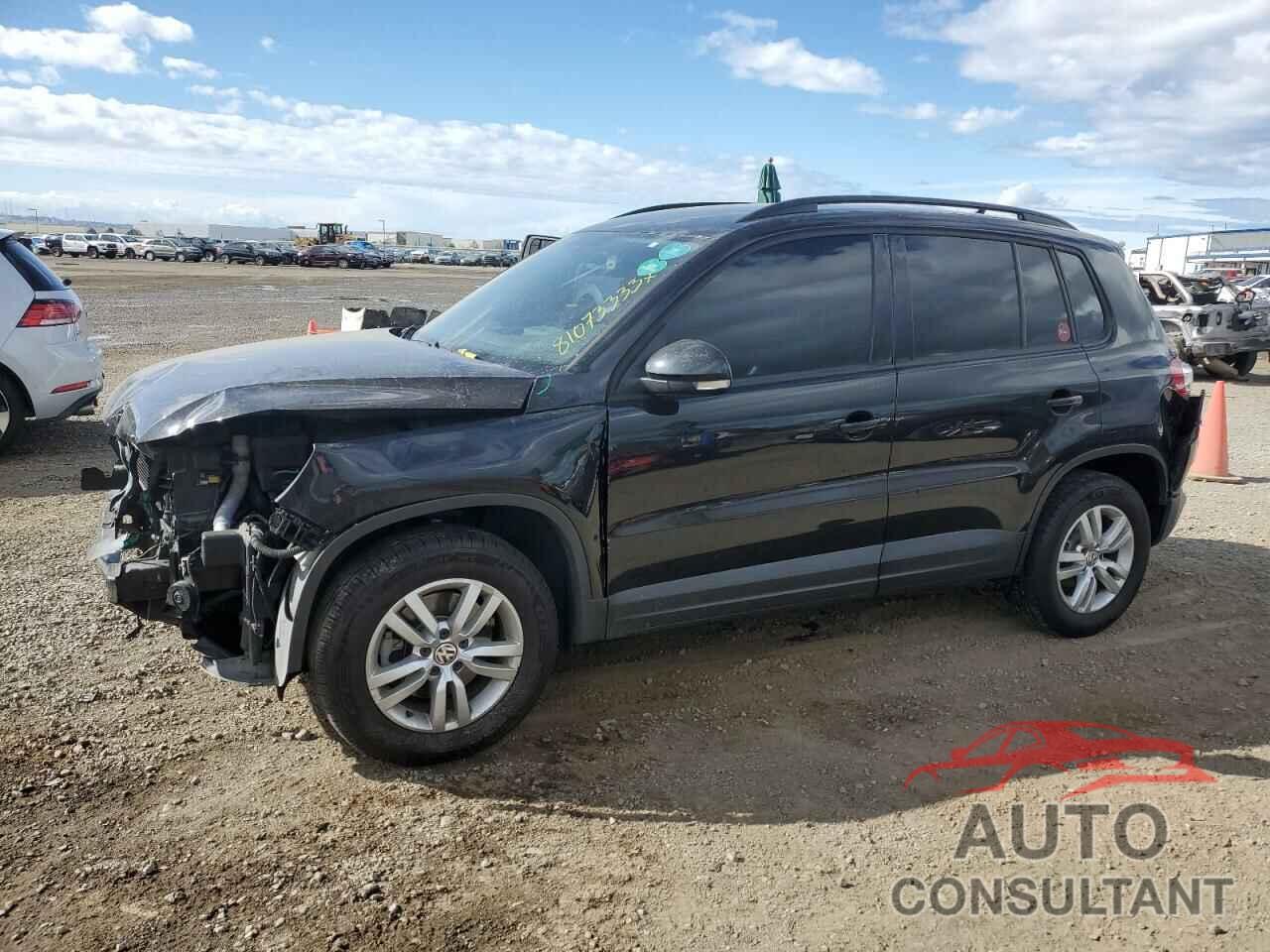 VOLKSWAGEN TIGUAN 2017 - WVGAV7AXXHK005583