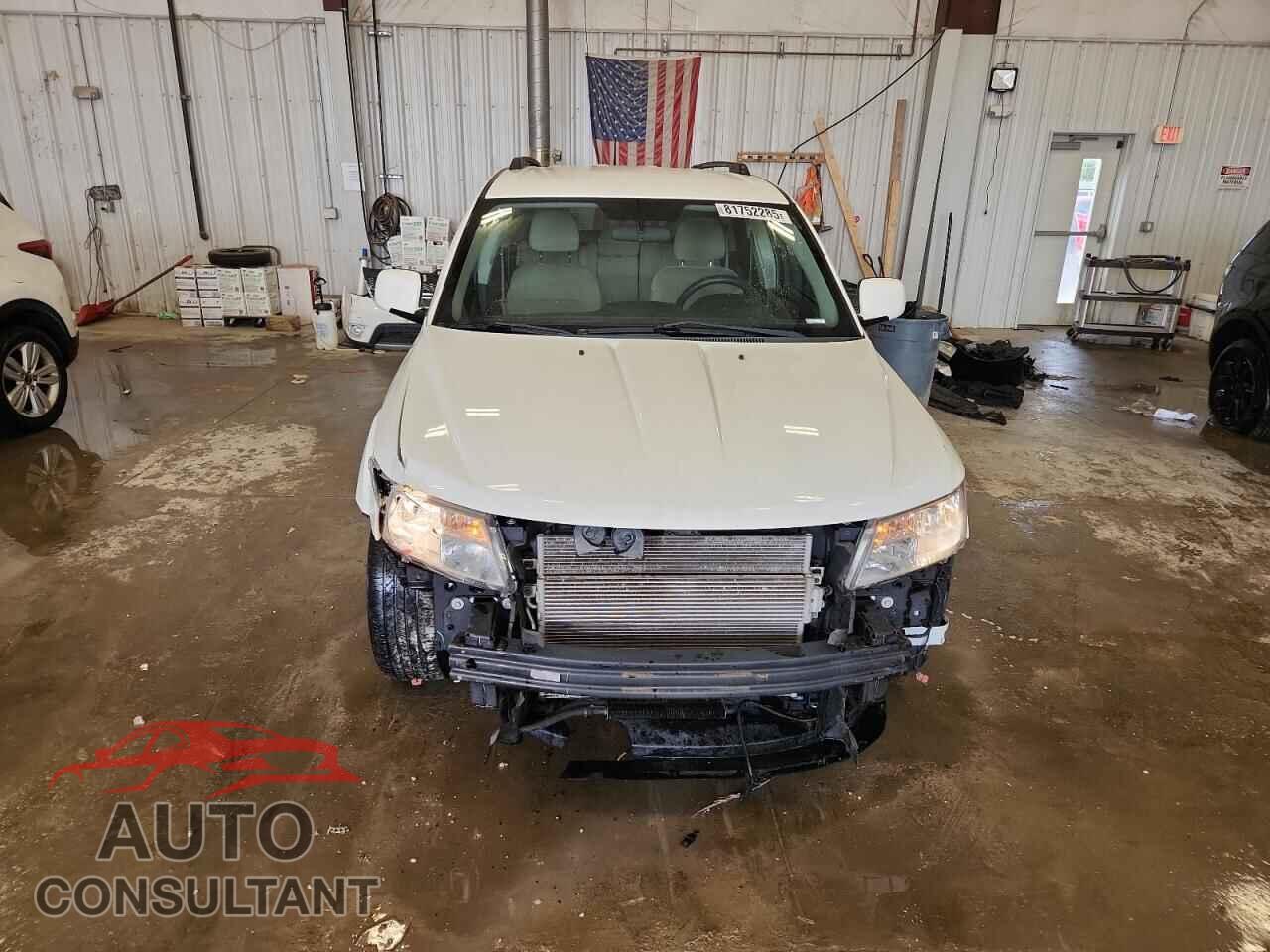 DODGE JOURNEY 2017 - 3C4PDCBG3HT532937