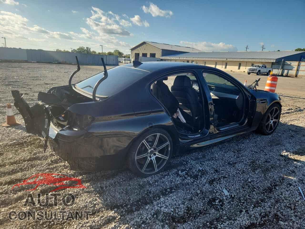 BMW M5 2014 - WBSFV9C58ED593381