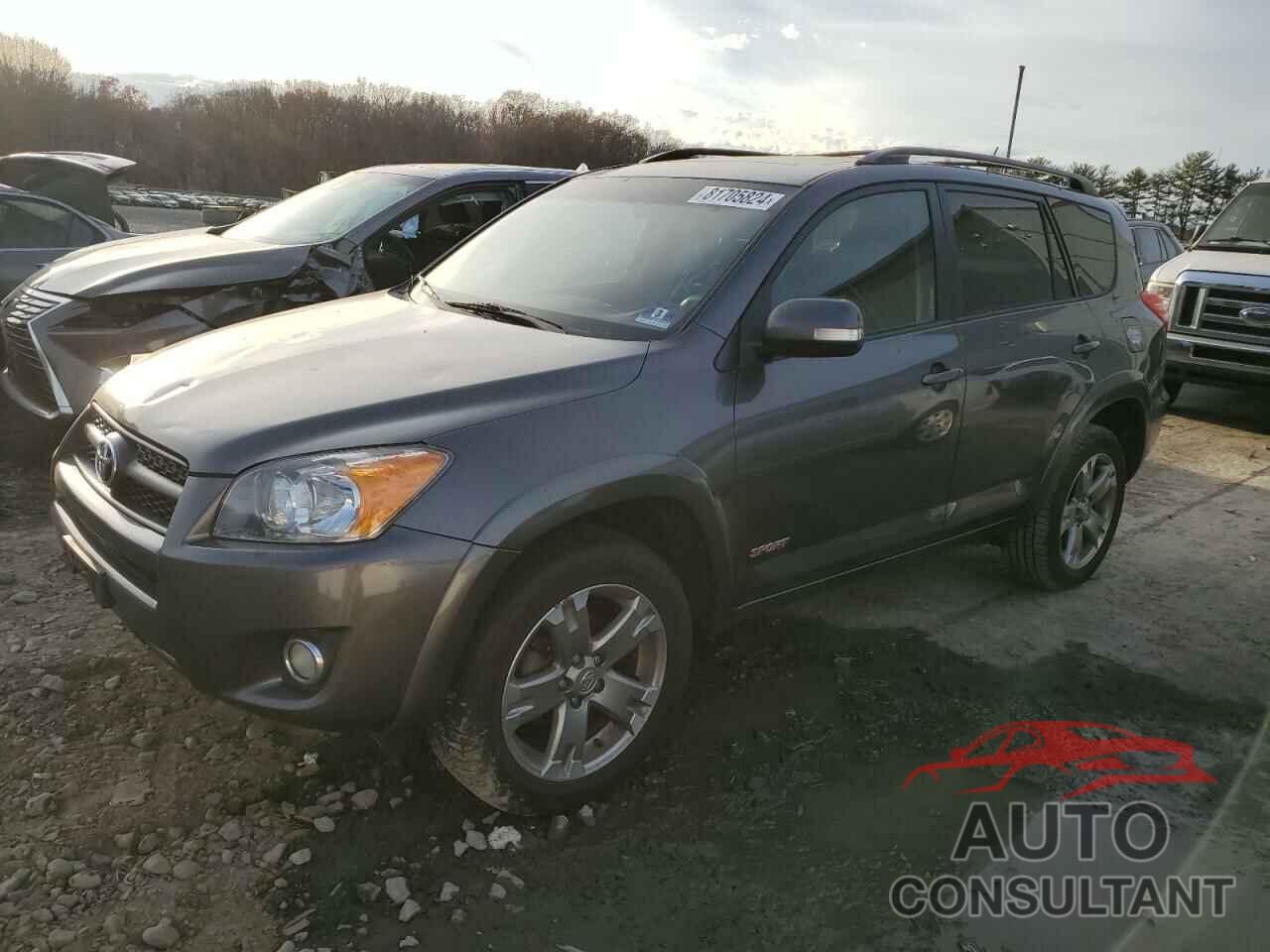 TOYOTA RAV4 2011 - JTMRF4DV5B5043600