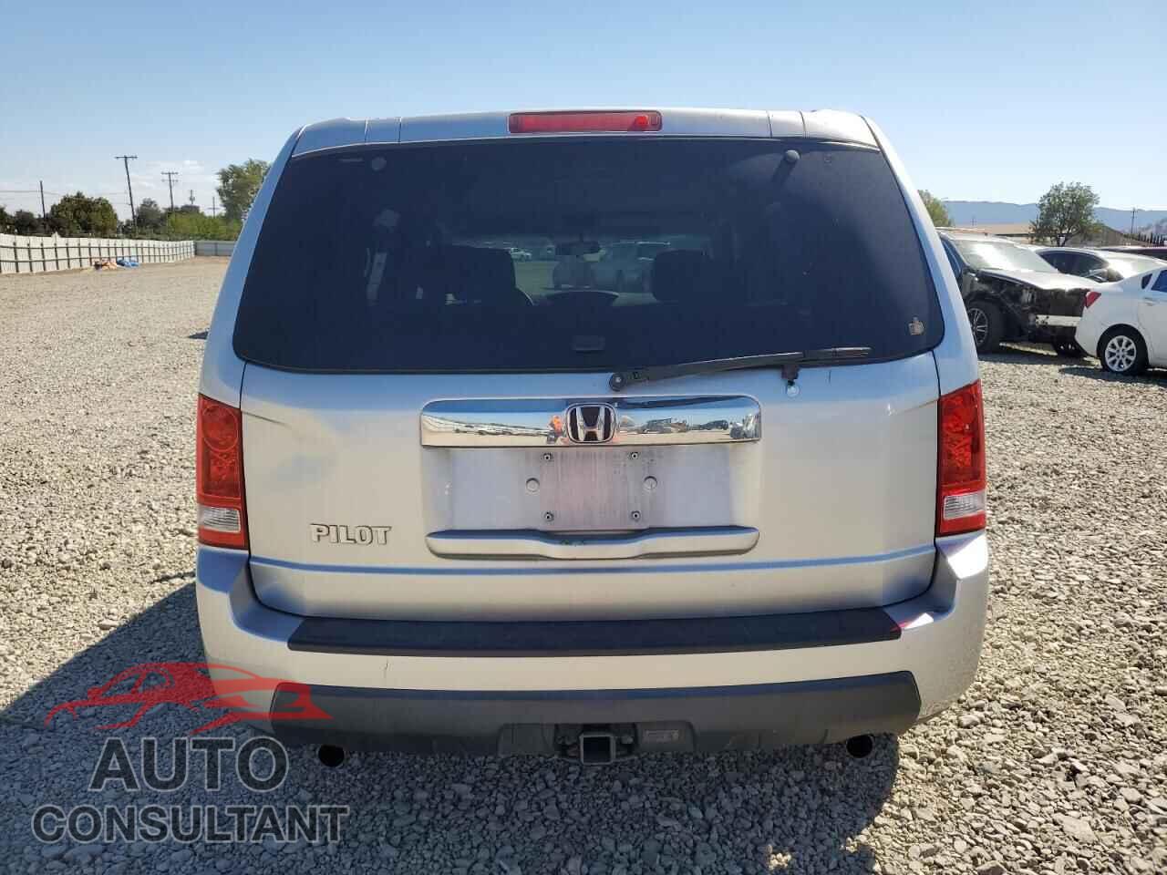 HONDA PILOT 2011 - 5FNYF3H27BB053159