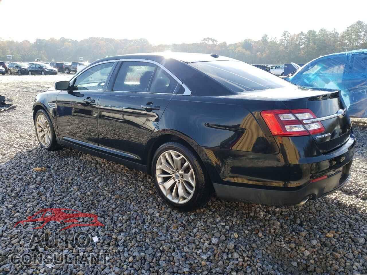 FORD TAURUS 2018 - 1FAHP2F87JG126331