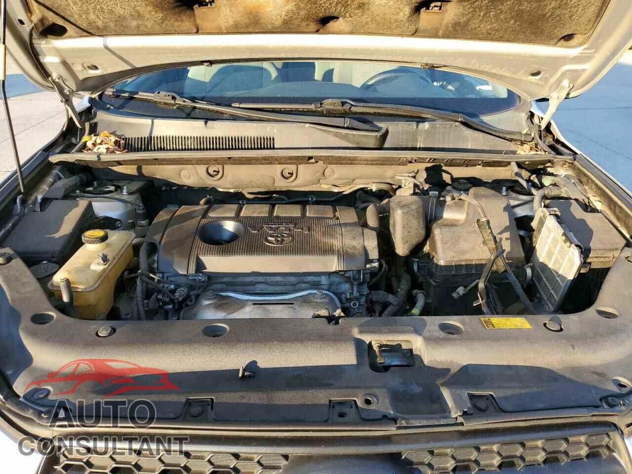 TOYOTA RAV4 2011 - 2T3ZF4DV6BW069616