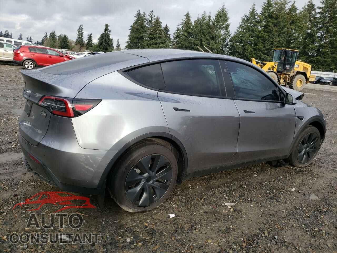 TESLA MODEL Y 2024 - 7SAYGDED6RF191992