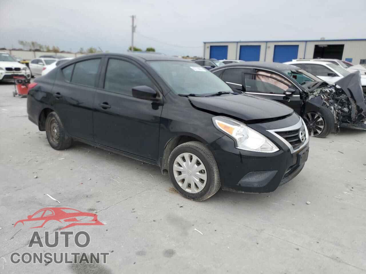 NISSAN VERSA 2019 - 3N1CN7AP3KL816907