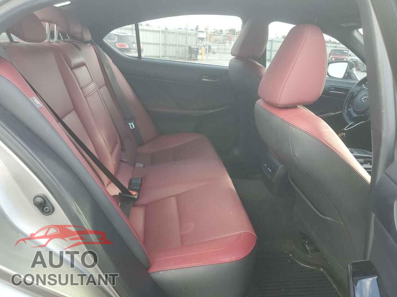 LEXUS IS 2021 - JTHAA1D24M5113749