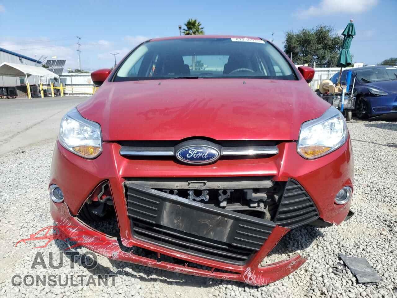 FORD FOCUS 2012 - 1FAHP3F23CL400734