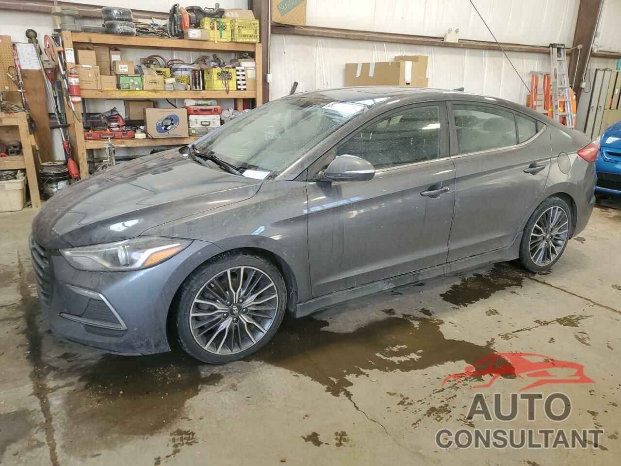 HYUNDAI ELANTRA 2018 - KMHD04LB6JU514205