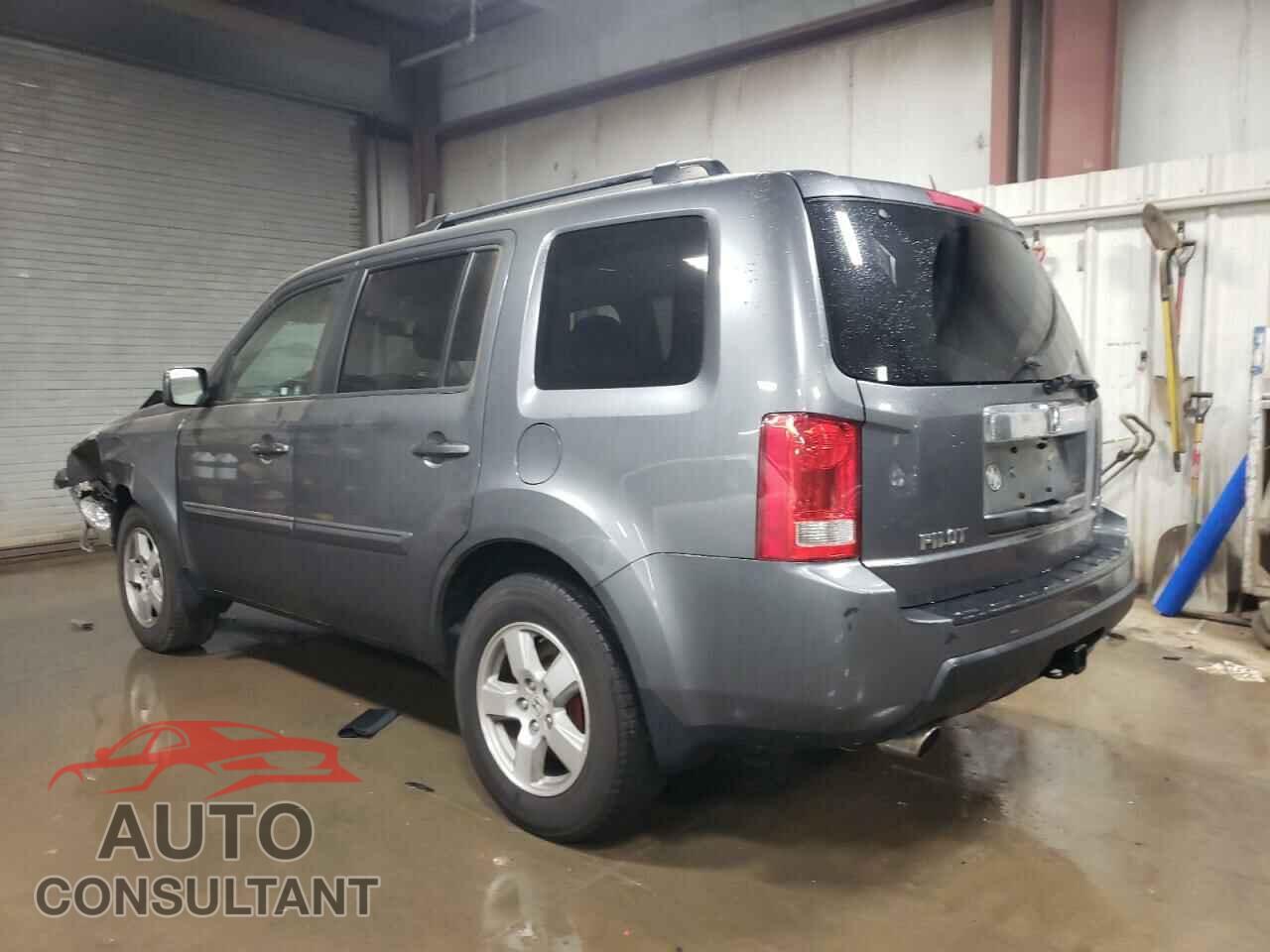 HONDA PILOT 2011 - 5FNYF4H76BB021854