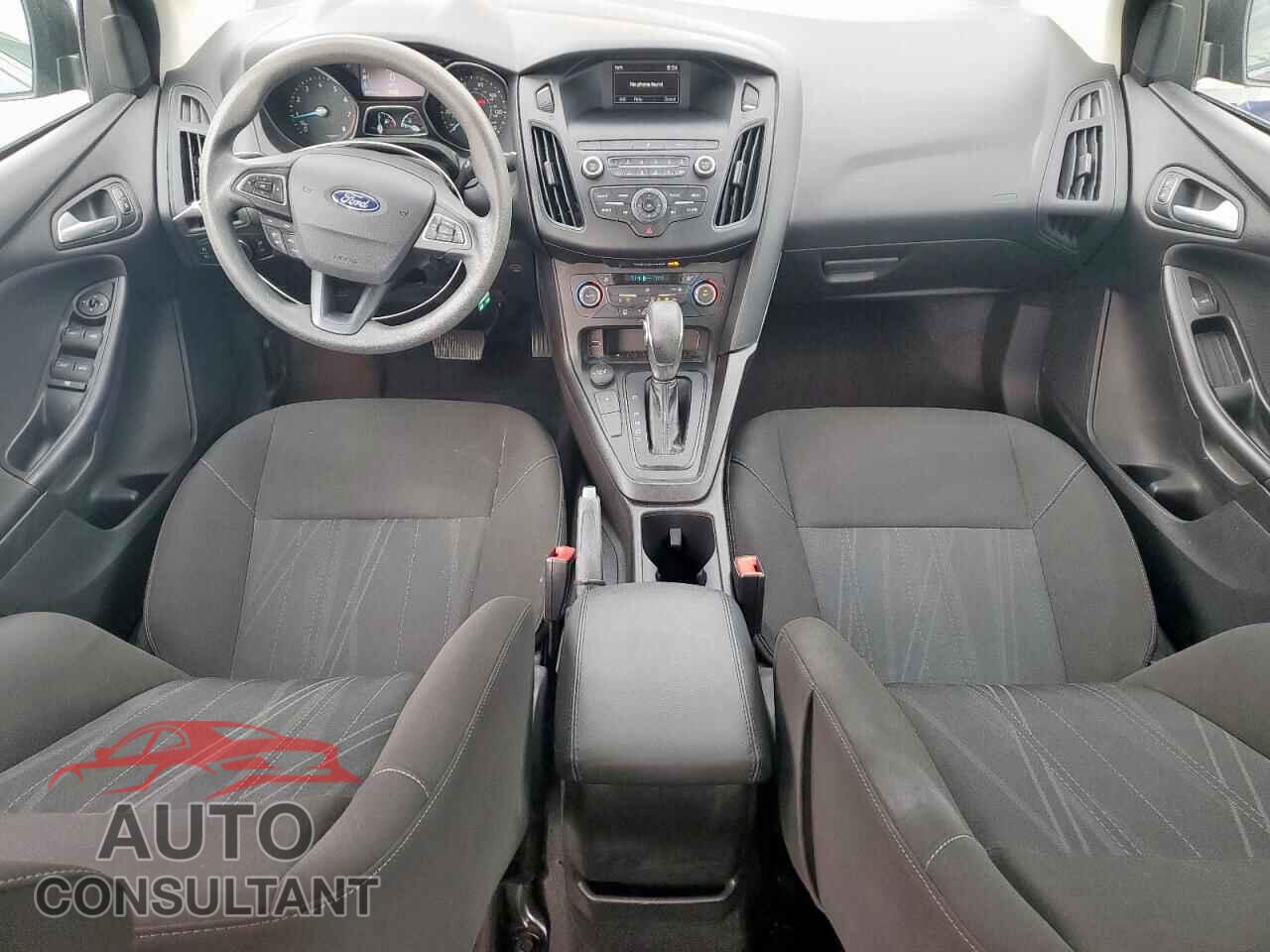 FORD FOCUS 2018 - 1FADP3FE2JL292645