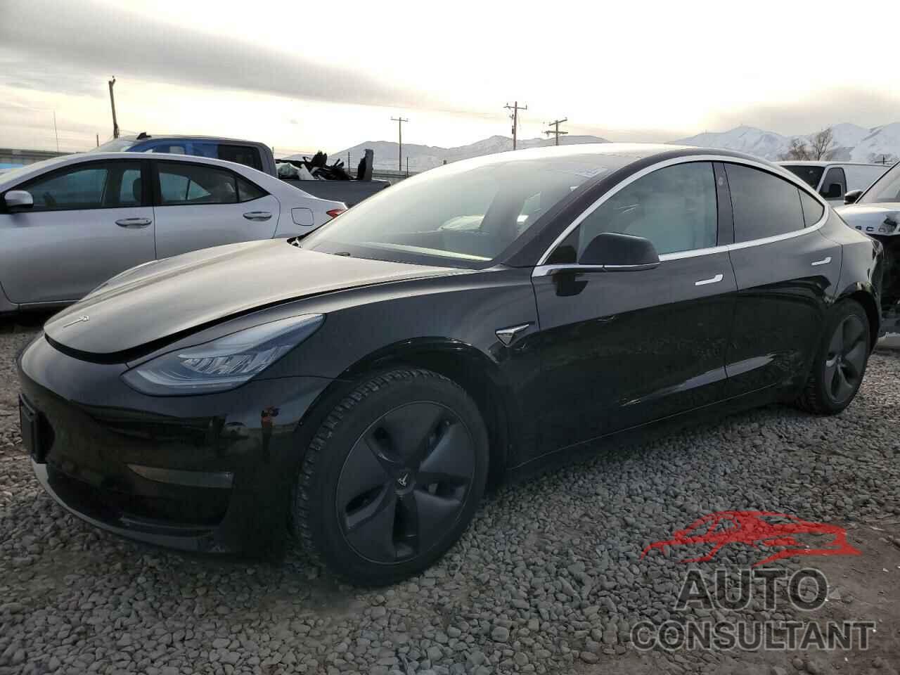 TESLA MODEL 3 2019 - 5YJ3E1EA9KF323652