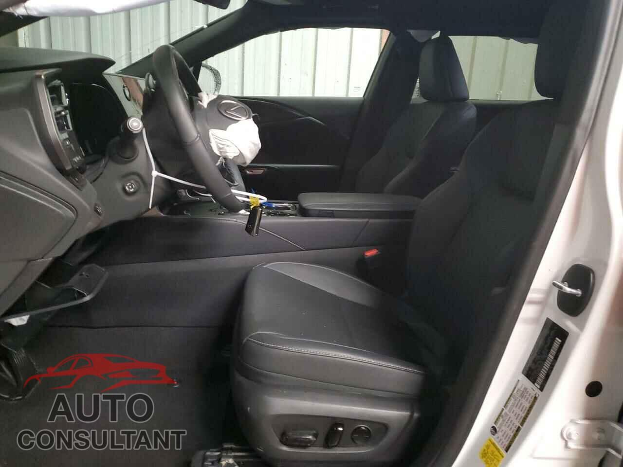LEXUS RX350 2024 - 2T2BAMCA2RC064654