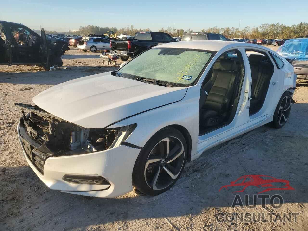 HONDA ACCORD 2018 - 1HGCV1F33JA217304