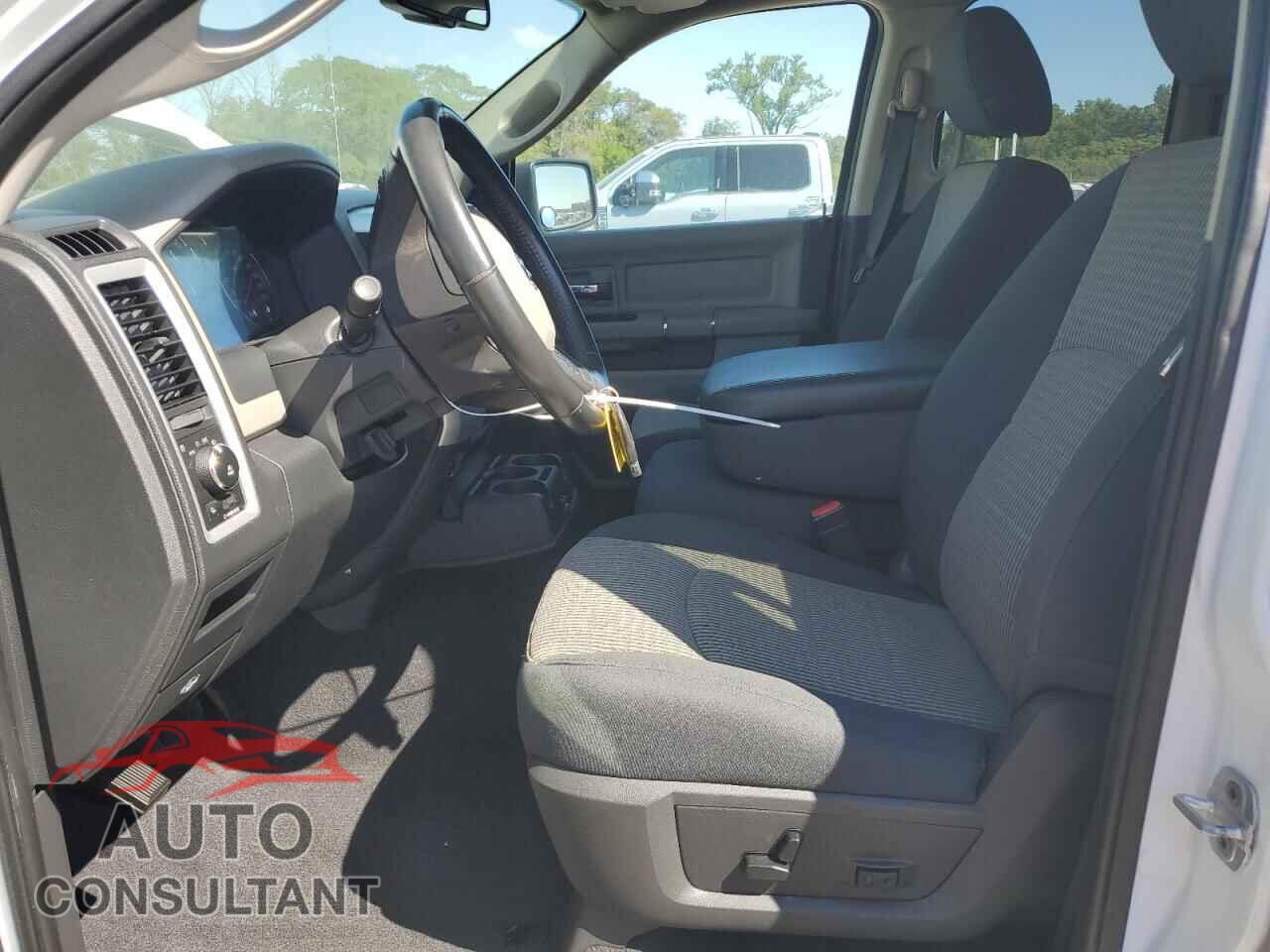 DODGE RAM 1500 2012 - 1C6RD7GP7CS121454