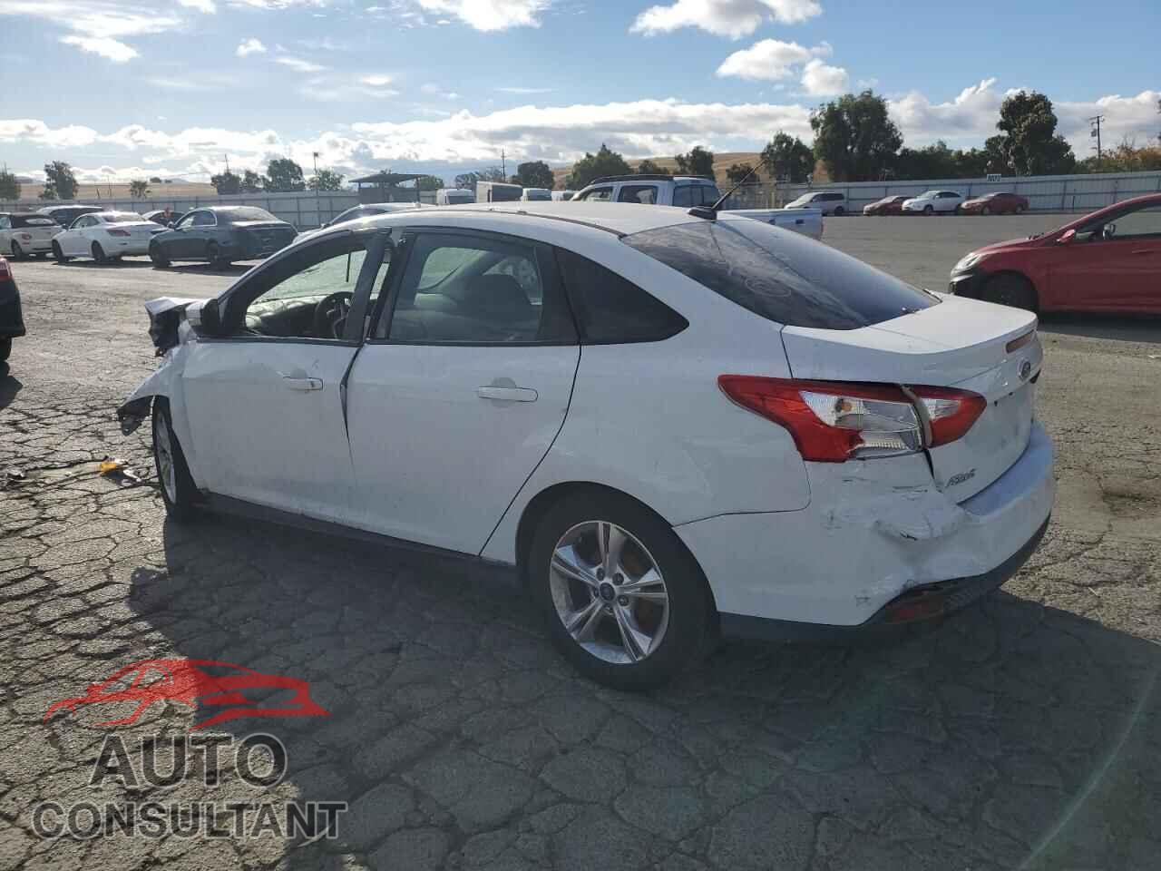 FORD FOCUS 2014 - 1FADP3F24EL312051