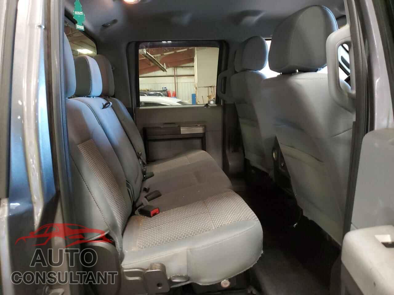 FORD F250 2013 - 1FT7W2B66DEB31873
