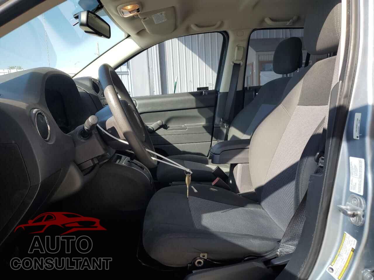 JEEP COMPASS 2013 - 1C4NJDAB8DD127068