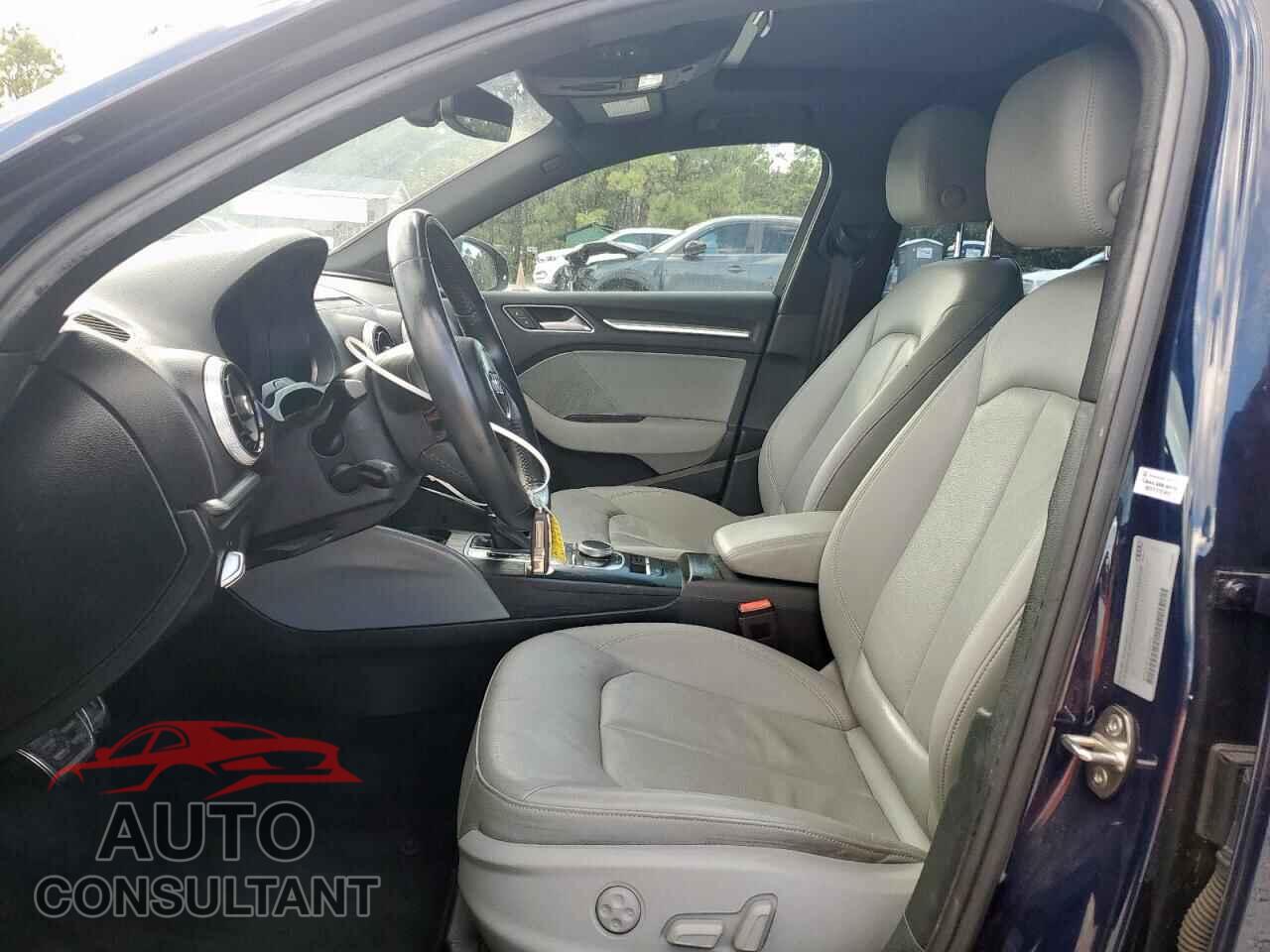 AUDI A3 2018 - WAUGUGFF6J1092764