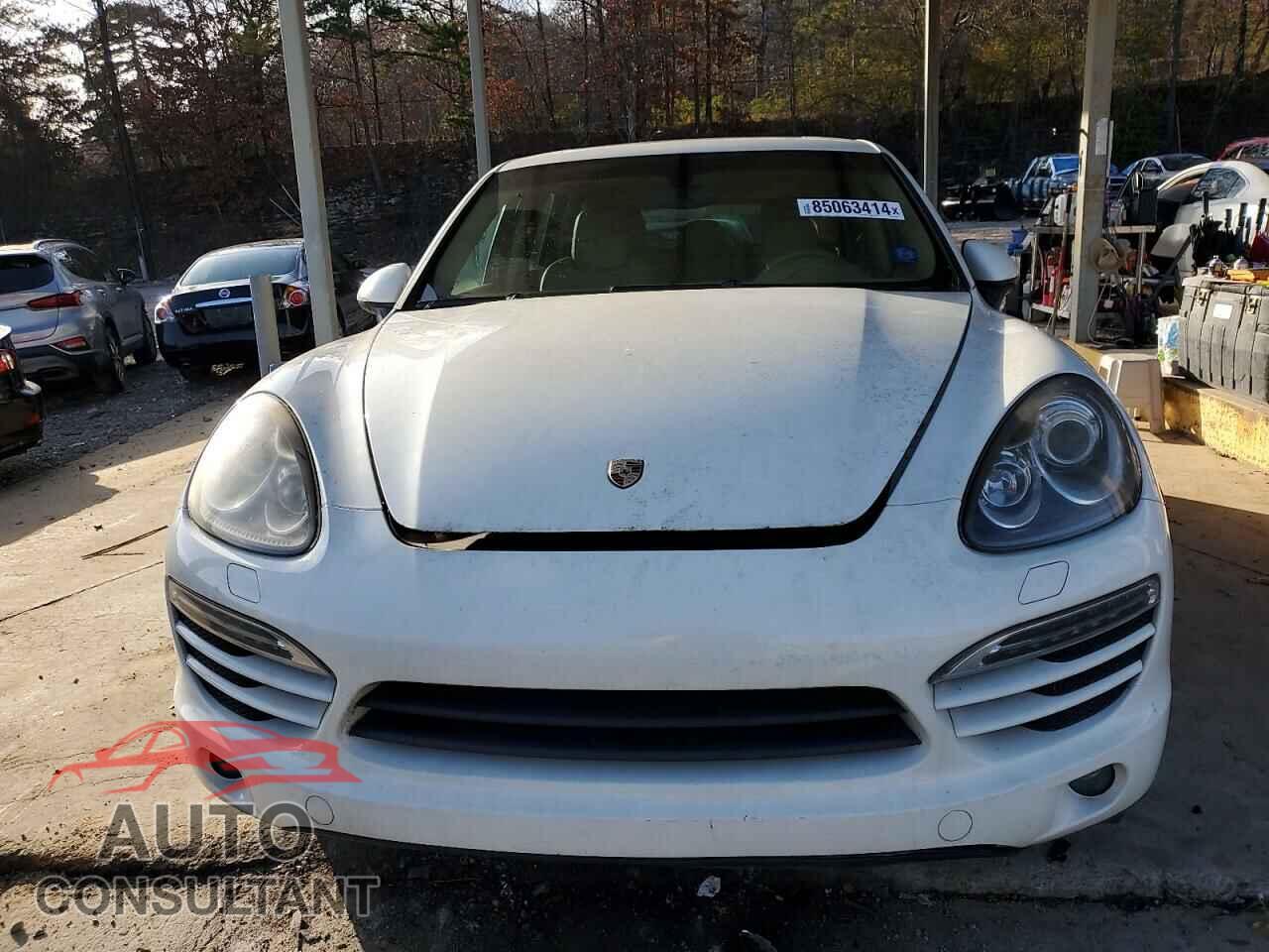 PORSCHE CAYENNE 2012 - WP1AA2A24CLA01537
