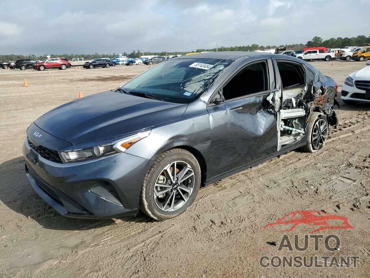 KIA FORTE 2023 - 3KPF24AD7PE654296