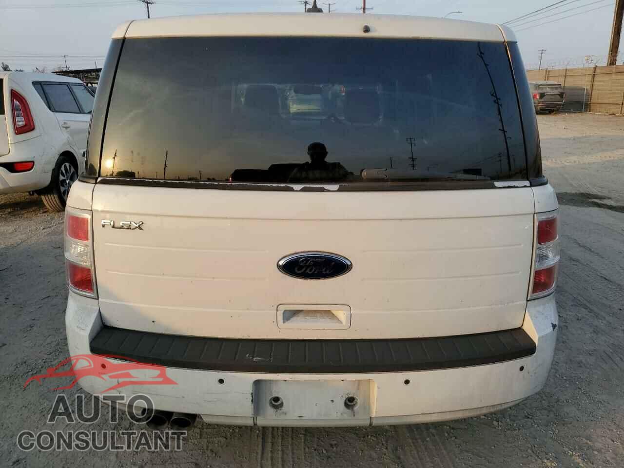 FORD FLEX 2011 - 2FMGK5BC9BBD10092