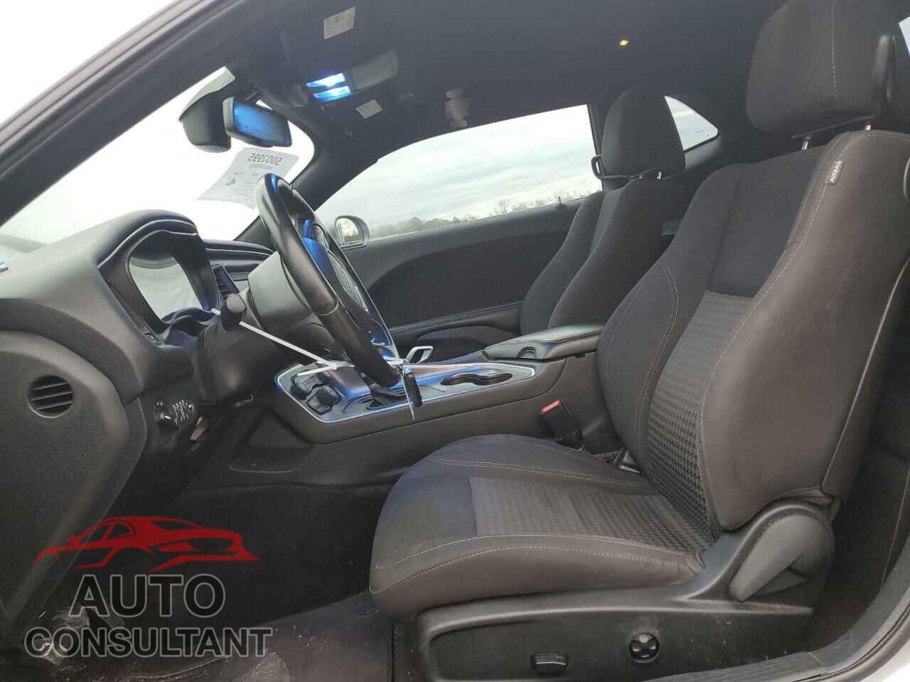 DODGE CHALLENGER 2018 - 2C3CDZAG1JH153022