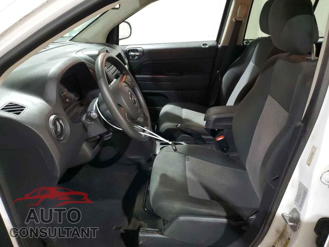 JEEP COMPASS 2016 - 1C4NJDBB2GD556581
