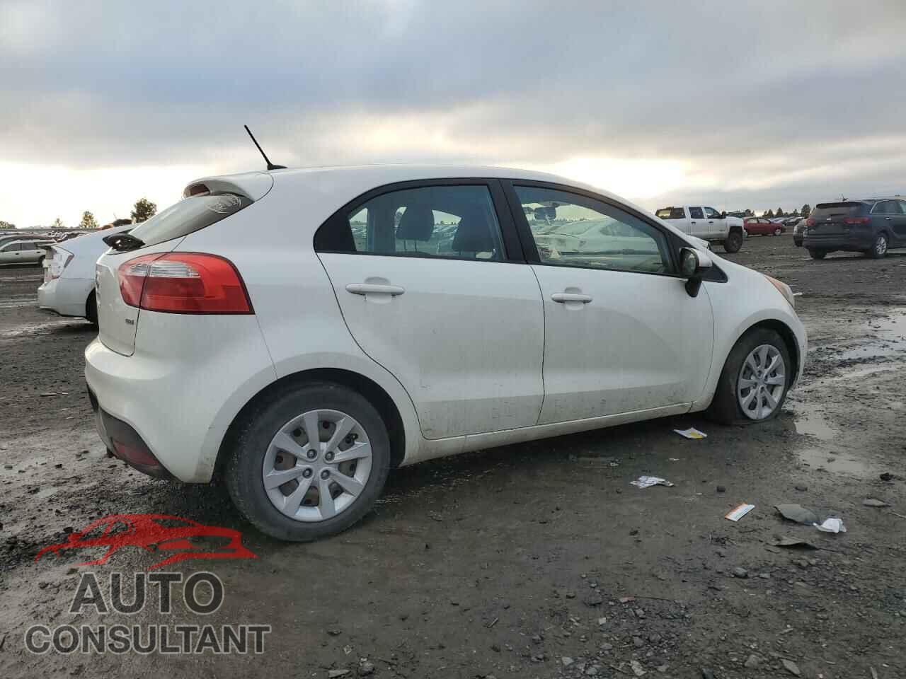 KIA RIO 2013 - KNADM5A30D6110381